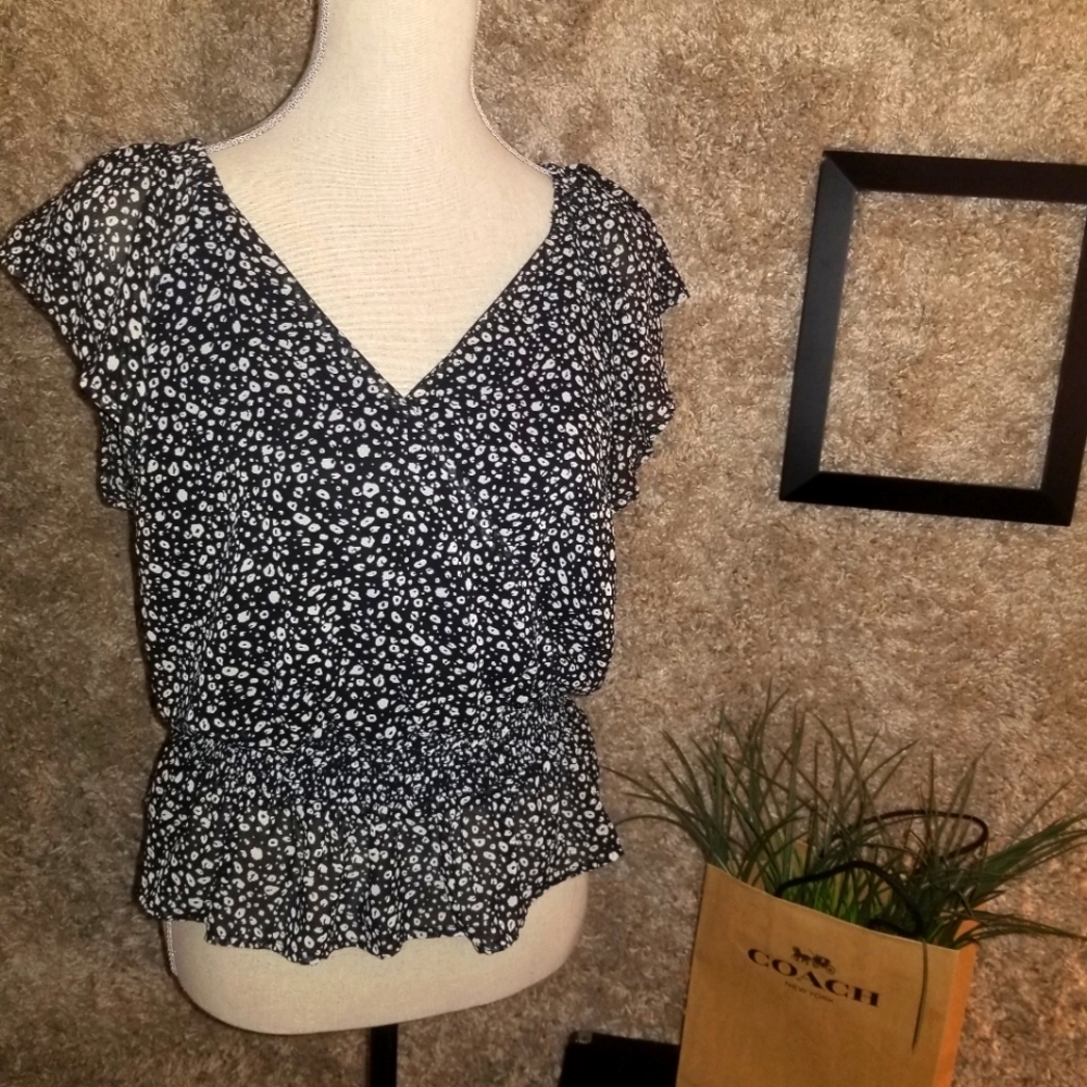 Japna Black & Cream Print Mock Wrap Sheer Short Sleeve Top. Large - Picture 1 of 4